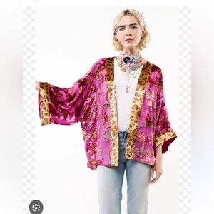 Aratta Jewels Kimono Fuchsia